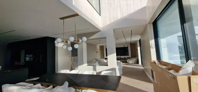 Woonkamer in een luxe appartement